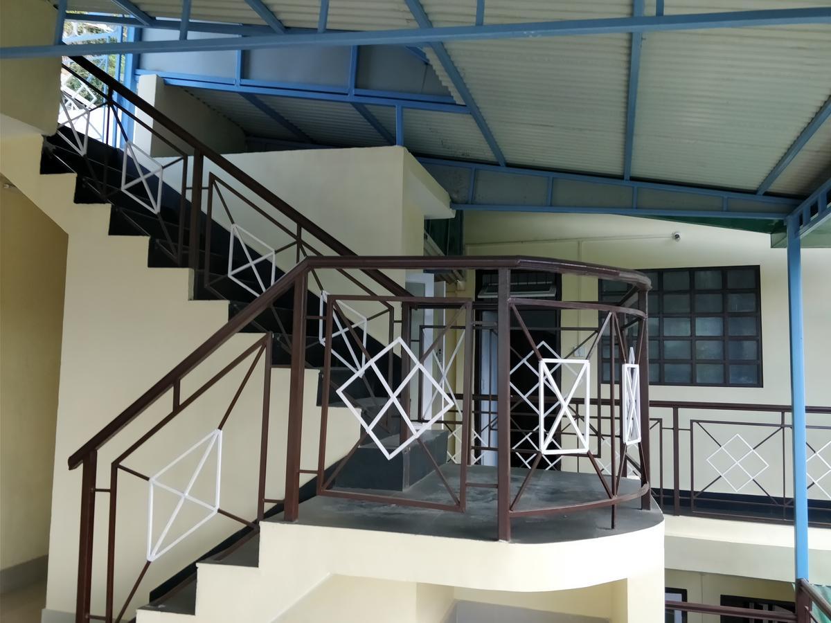 Hotel Pine Leaf Gangtok Buitenkant foto