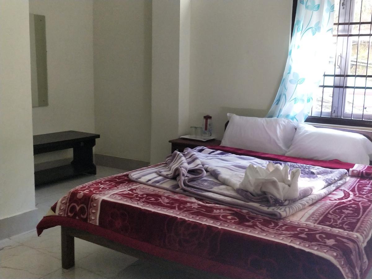 Hotel Pine Leaf Gangtok Buitenkant foto